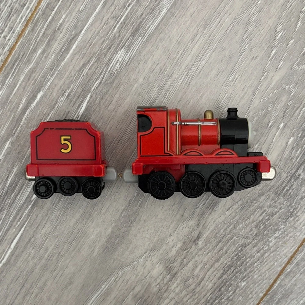 Diecast Pull-N-Zoom James